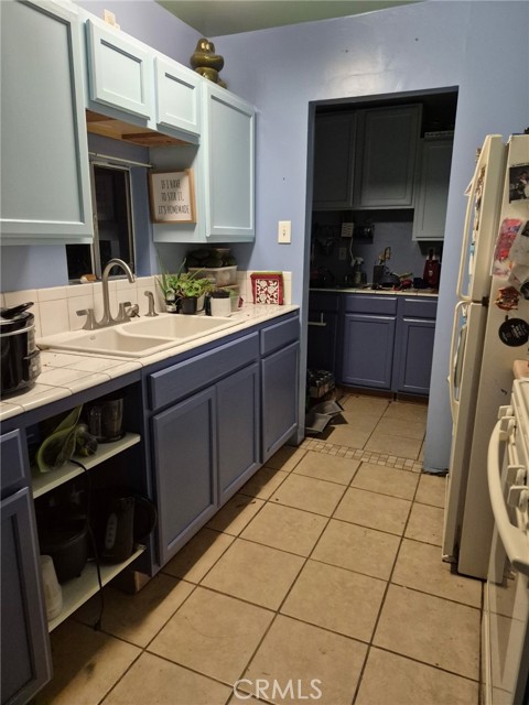 Detail Gallery Image 8 of 10 For 4010 Witt, Riverside,  CA 92501 - 2 Beds | 2 Baths