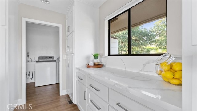 29 Zepher Way, Oroville CA: https://media.crmls.org/medias/9fc88467-3b7e-44c1-aa84-b04f835f45c4.jpg