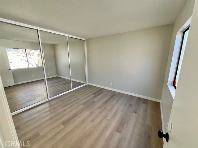 Detail Gallery Image 12 of 19 For 10475 Newhome Ave #5,  Sunland,  CA 91040 - 2 Beds | 2 Baths