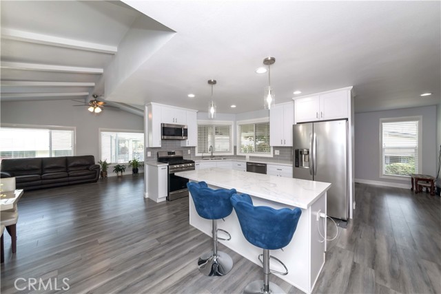 Detail Gallery Image 1 of 1 For 1335 Silver Lake Pl, Brea,  CA 92821 - 2 Beds | 2 Baths