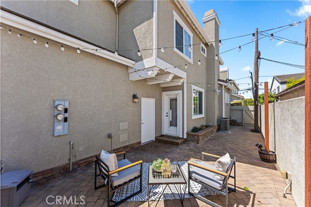 Image 28 of 33 For 8643 Belmont