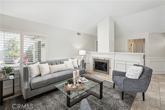 Image 4 of 51 For 25901 Bellis Drive