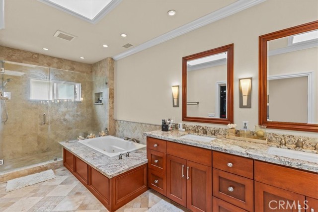 Detail Gallery Image 12 of 34 For 5442 Kenosha Ln, Irvine,  CA 92603 - 5 Beds | 4/1 Baths