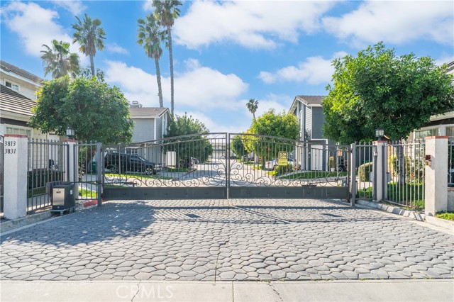 Image 32 of 41 For 3819 Foster Avenue