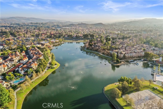 21251 Hillgate Circle, Rancho Santa Margarita CA: https://media.crmls.org/medias/9fcc29b5-e836-4118-a1b6-f1f42669f780.jpg
