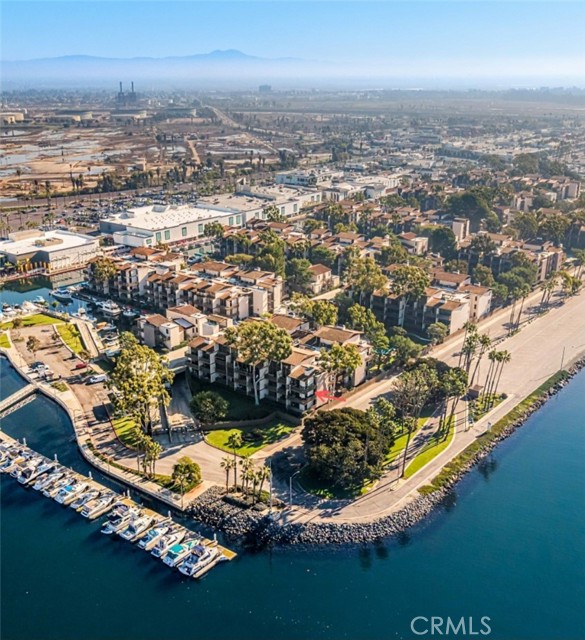 Detail Gallery Image 17 of 32 For 5217 Marina Pacifica Key #20,  Long Beach,  CA 90803 - 1 Beds | 1 Baths