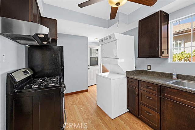 Detail Gallery Image 36 of 43 For 3967 Berryman Ave, Los Angeles,  CA 90066 - 2 Beds | 1 Baths