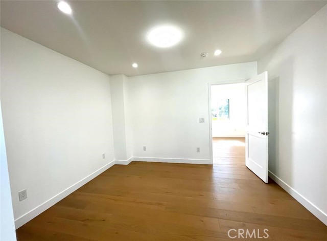 624 W 38th Street, San Pedro CA: https://media.crmls.org/medias/9fccbecf-6679-4f40-a92d-0c4719624e0d.jpg
