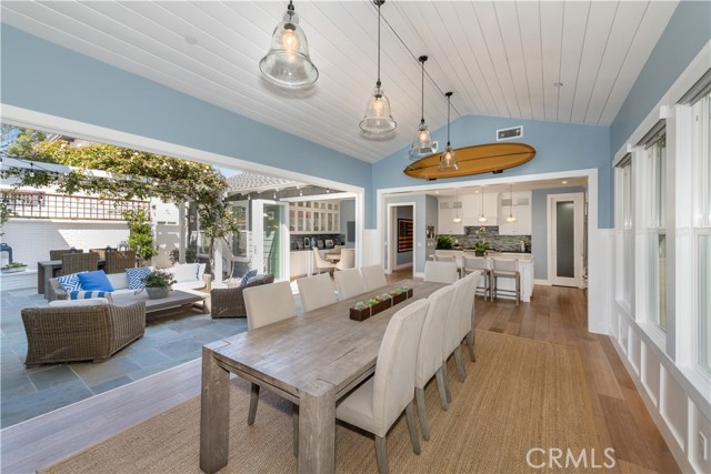 2905 Broad St, Newport Beach CA: https://media.crmls.org/medias/9fcd7edb-ce6d-414d-9cd1-8aa6ea8280c7.jpg