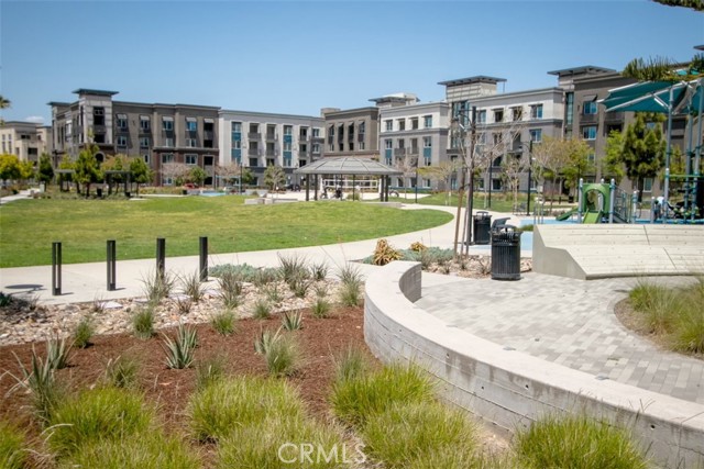 2850 Wagon Wheel Rd, Oxnard CA: https://media.crmls.org/medias/9fcd8809-d5eb-4bcd-a05b-ede2b17ee22b.jpg