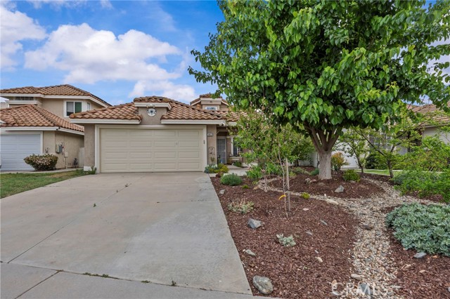 Detail Gallery Image 2 of 42 For 30632 Shoreline Dr, Menifee,  CA 92584 - 4 Beds | 2/1 Baths