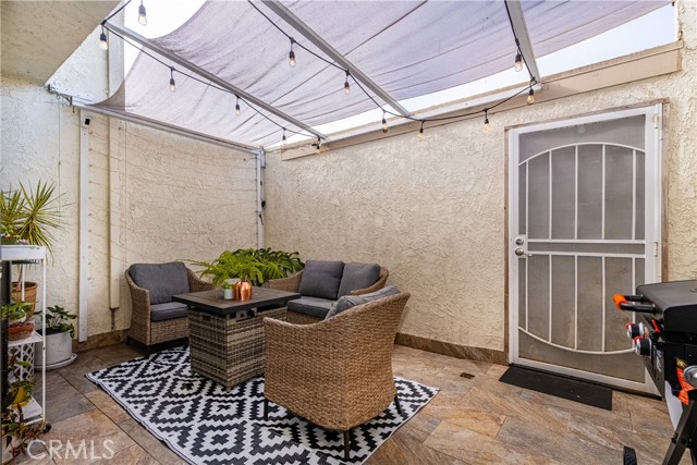 Detail Gallery Image 22 of 48 For 16745 Barefoot Cir, Huntington Beach,  CA 92649 - 3 Beds | 2/1 Baths