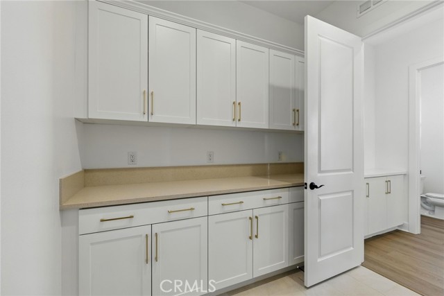 24186 N Camino Cascada, Valencia CA: https://media.crmls.org/medias/9fcfa972-fe58-49c6-b2e5-f75b34f8bdd1.jpg