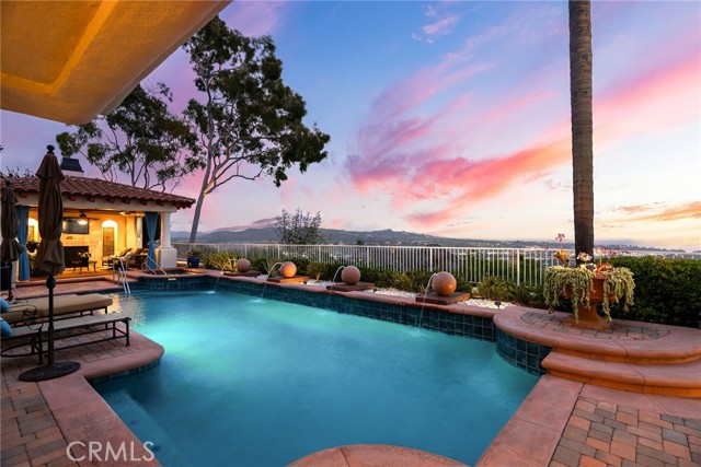 Detail Gallery Image 35 of 70 For 1 Burning Tree, Laguna Niguel,  CA 92677 - 5 Beds | 5/1 Baths