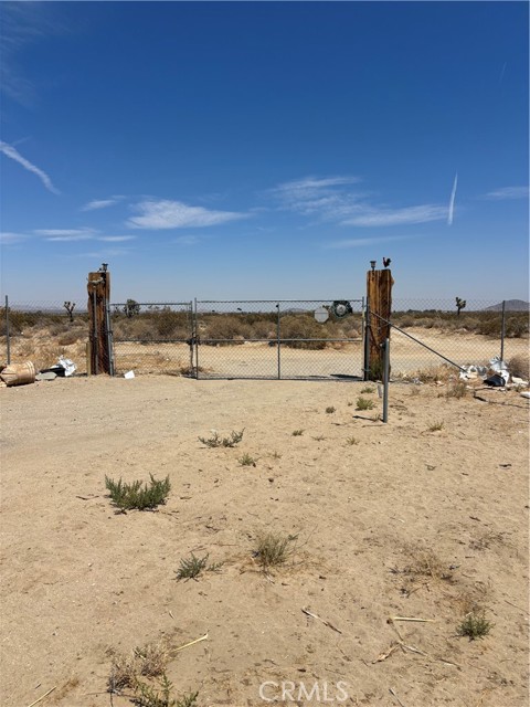 0 E Avenue Q3, Palmdale CA: https://media.crmls.org/medias/9fd108ab-9180-455a-aa9a-a2b374fe1471.jpg
