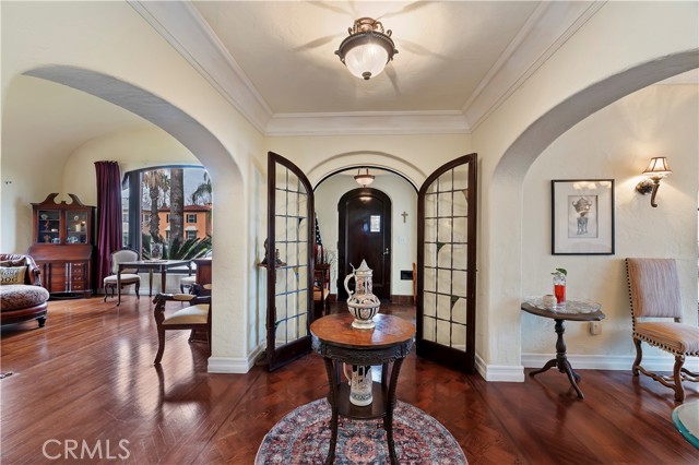 Image 13 of 73 For 4202 University