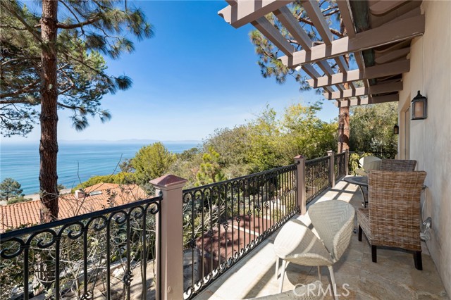 1020 Palos Verdes Drive, Palos Verdes Estates, California 90274, 4 Bedrooms Bedrooms, ,1 BathroomBathrooms,Residential,Sold,Palos Verdes,SB21217800