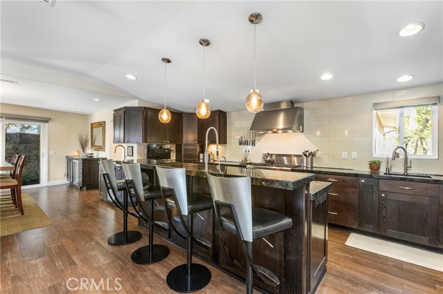 Detail Gallery Image 7 of 33 For 3165 Bermuda Dr, Costa Mesa,  CA 92626 - 3 Beds | 2 Baths