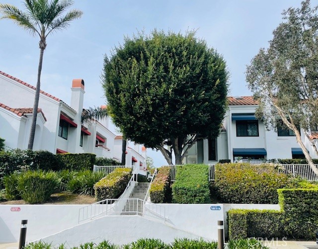 Detail Gallery Image 41 of 52 For 7442 Coho #106,  Huntington Beach,  CA 92648 - 4 Beds | 3/1 Baths