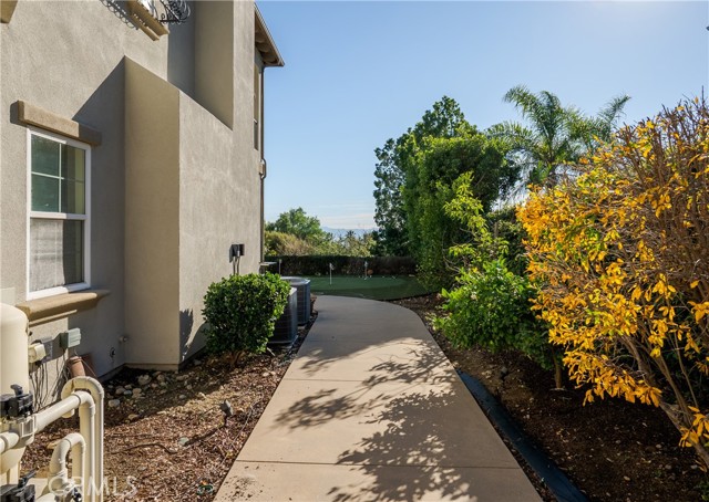 Detail Gallery Image 42 of 47 For 9669 Norbrook, Rancho Cucamonga,  CA 91737 - 5 Beds | 4/1 Baths