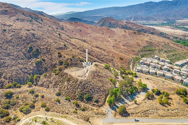 11085 Canyon Circle, Corona CA: https://media.crmls.org/medias/9fd42be9-9f17-4722-a464-c070a91c3cf9.jpg