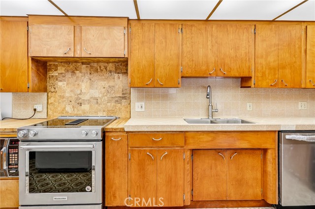 5382 Park Place, Chino CA: https://media.crmls.org/medias/9fd46231-6440-4de3-9338-9cddfc3c16cf.jpg