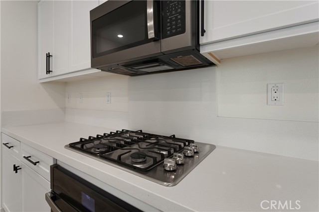 839 Cranberry Way, Upland CA: https://media.crmls.org/medias/9fd507cb-8272-4285-980c-25b3ec99fc7c.jpg
