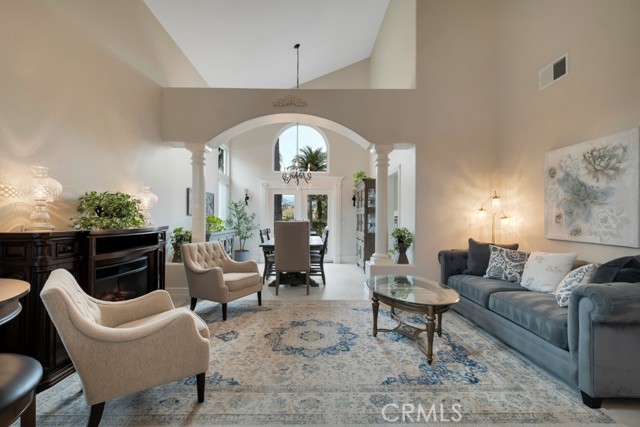 950 Firestone Circle, Simi Valley CA: https://media.crmls.org/medias/9fd51c3e-2d80-4cd3-a43c-d32c0fb78b46.jpg