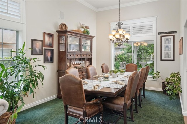 28433 Pinewood Court, Saugus CA: https://media.crmls.org/medias/9fd53213-d78f-4358-9ebd-384dab87c419.jpg