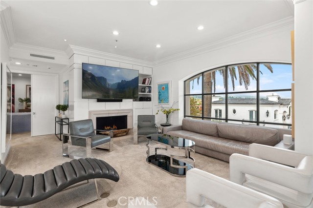 Detail Gallery Image 16 of 31 For 215 Poppy Ave, Corona Del Mar,  CA 92625 - 5 Beds | 4/2 Baths