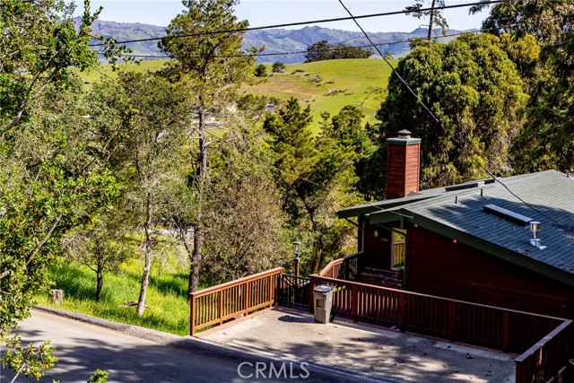 Detail Gallery Image 6 of 45 For 1935 Spencer St, Cambria,  CA 93428 - 2 Beds | 2 Baths