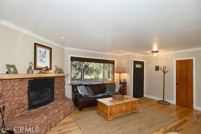 Detail Gallery Image 7 of 32 For 1212 Woodland Dr, –,  CA 93222 - 3 Beds | 2 Baths