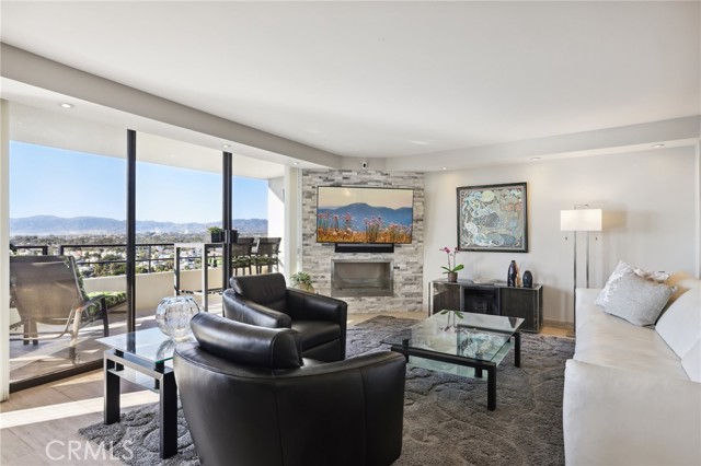 Detail Gallery Image 13 of 65 For 4265 Marina City Dr #901,  Marina Del Rey,  CA 90292 - 3 Beds | 2 Baths