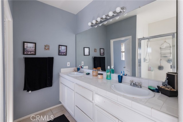 945 Newport Drive, San Jacinto CA: https://media.crmls.org/medias/9fd7a8c2-5c01-4197-a3ff-e7bec8925bbc.jpg