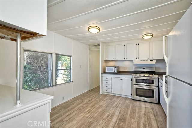 Detail Gallery Image 6 of 32 For 699 N Vulcan #1,  Encinitas,  CA 92024 - 2 Beds | 1/1 Baths