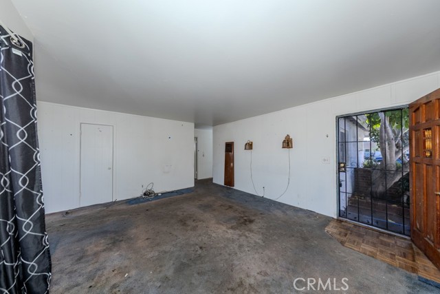 Detail Gallery Image 6 of 27 For 690 Capital Street, Costa Mesa,  CA 92627 - 4 Beds | 2 Baths