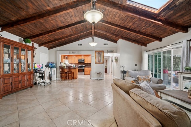 Detail Gallery Image 8 of 46 For 4435 Los Serranos Bld, Chino Hills,  CA 91709 - 3 Beds | 2 Baths
