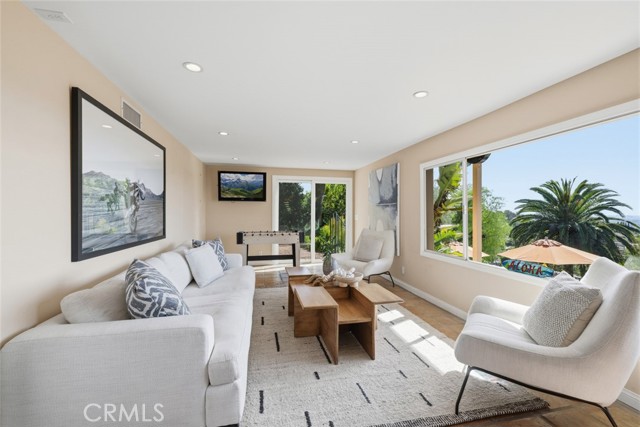 Detail Gallery Image 28 of 70 For 11385 La Vereda, North Tustin,  CA 92705 - 3 Beds | 3 Baths