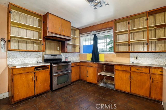 Detail Gallery Image 17 of 43 For 5008 S Van Ness Ave, Los Angeles,  CA 90062 - 3 Beds | 1 Baths
