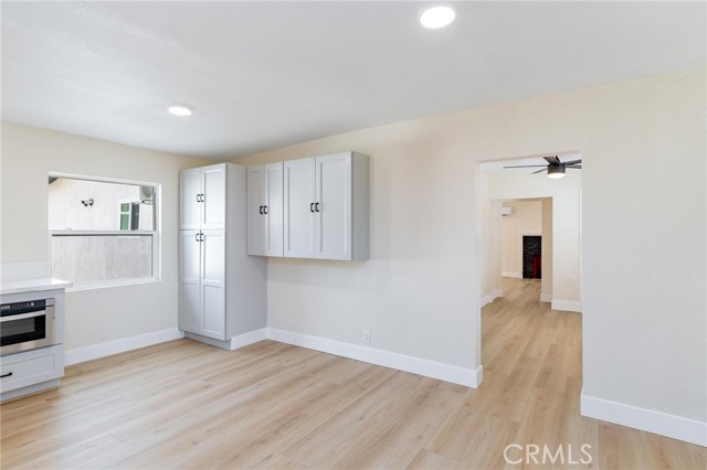 Detail Gallery Image 8 of 33 For 6823 Orange, Highland,  CA 92346 - 5 Beds | 2 Baths