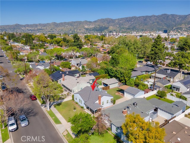 Detail Gallery Image 39 of 45 For 228 N Beachwood Dr, Burbank,  CA 91506 - 3 Beds | 1 Baths