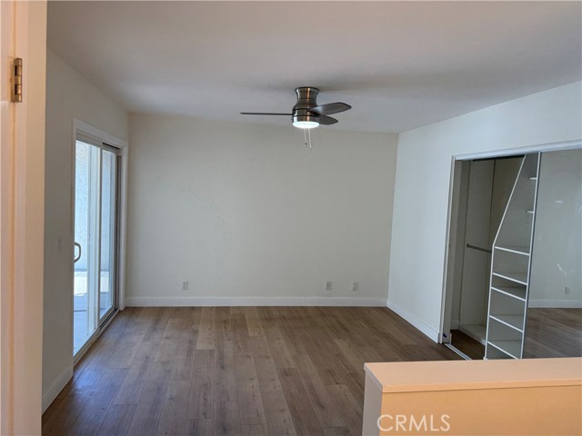 Detail Gallery Image 5 of 7 For 1117 Canterford Cir, Westlake Village,  CA 91361 - 2 Beds | 2 Baths