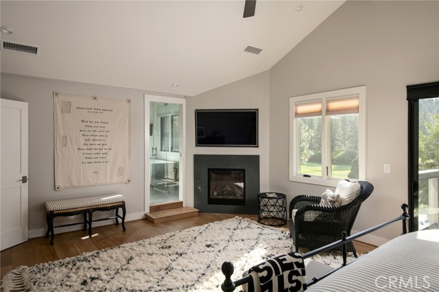 420 Golf Course Road, Lake Arrowhead CA: https://media.crmls.org/medias/9fdb3b87-6813-40c0-bd69-97bfebccb472.jpg