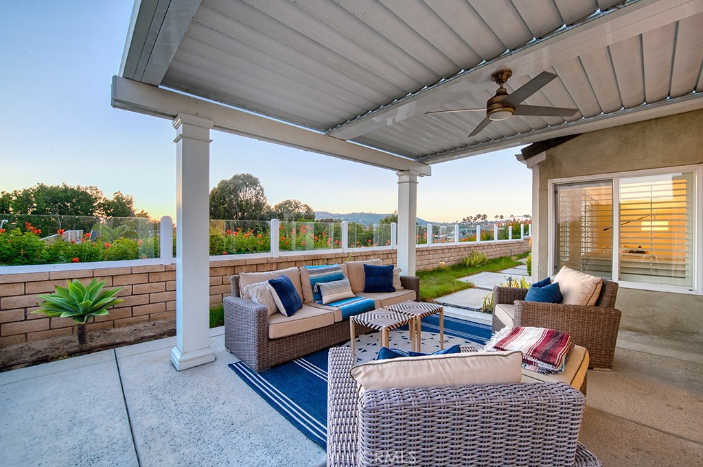 MLS #OC25266917 image #17