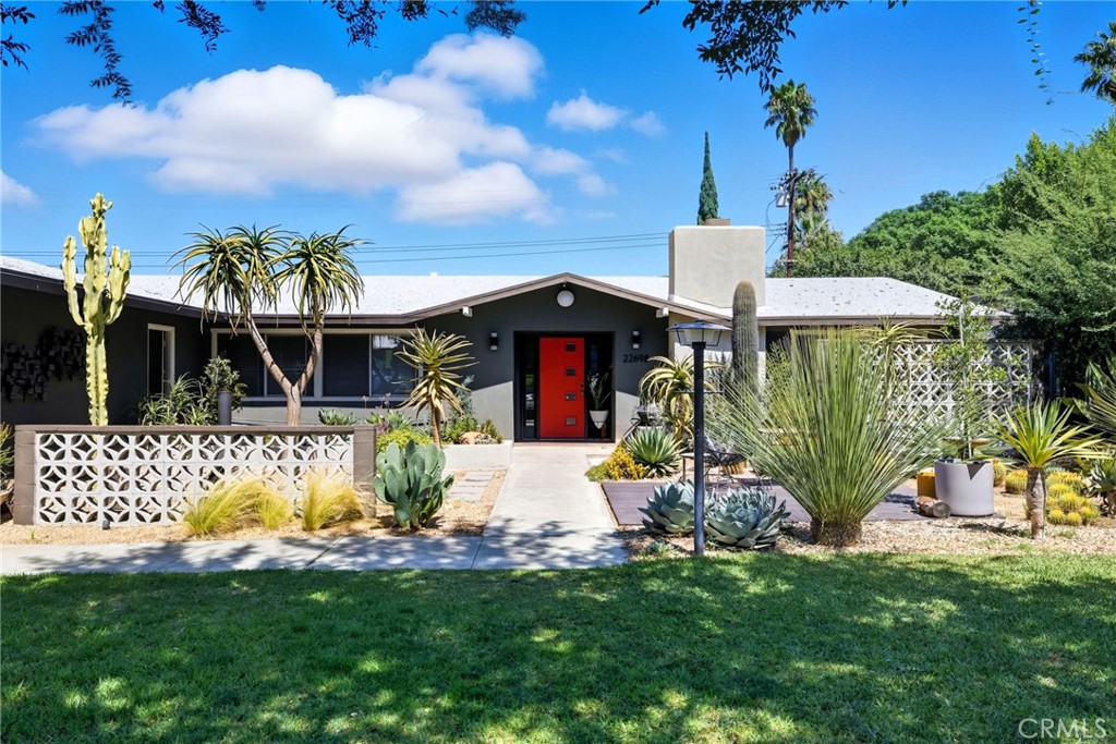 22698 Eton Dr