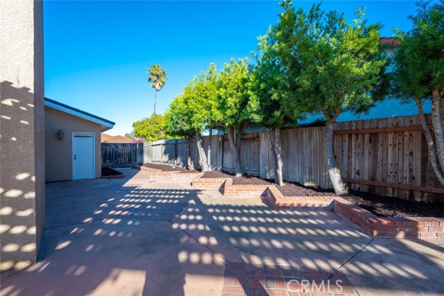 Detail Gallery Image 37 of 40 For 954 Burlington Dr, Santa Maria,  CA 93455 - 4 Beds | 2/1 Baths