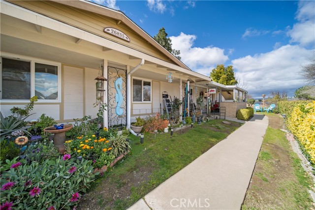 Photo of 26835 Avenue Of The Oaks #A, Newhall, CA 91321