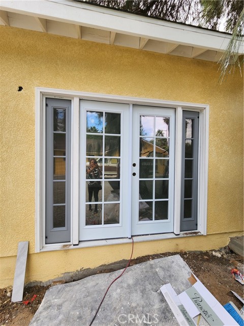 Detail Gallery Image 4 of 15 For 19380 Quebec Ave, Corona,  CA 92881 - 2 Beds | 2 Baths