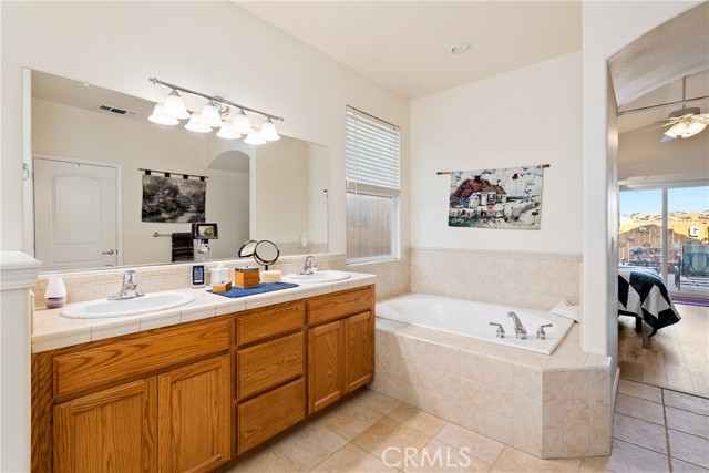 Detail Gallery Image 12 of 29 For 1905 Wild Rice Ln, Paso Robles,  CA 93446 - 3 Beds | 2 Baths