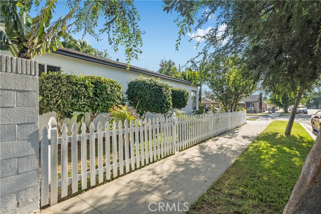 7190 Eastondale Avenue, Long Beach, California 90805, 3 Bedrooms Bedrooms, ,1 BathroomBathrooms,Single Family Residence,For Sale,Eastondale,PW24158535